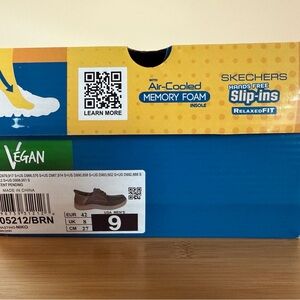 NWOT Skechers Men’s Brown Slip-Ins - Size 9